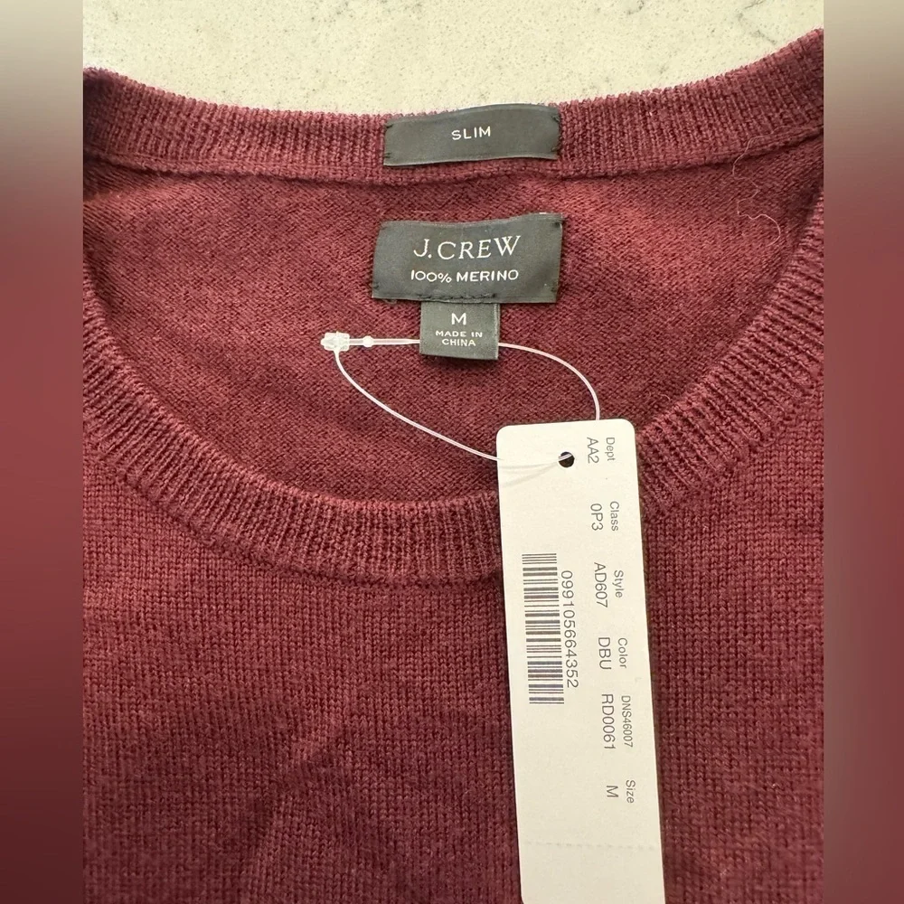 J CREW Slim washable merino wool crewneck sweater Item AD607 Burgundy Size M NEW